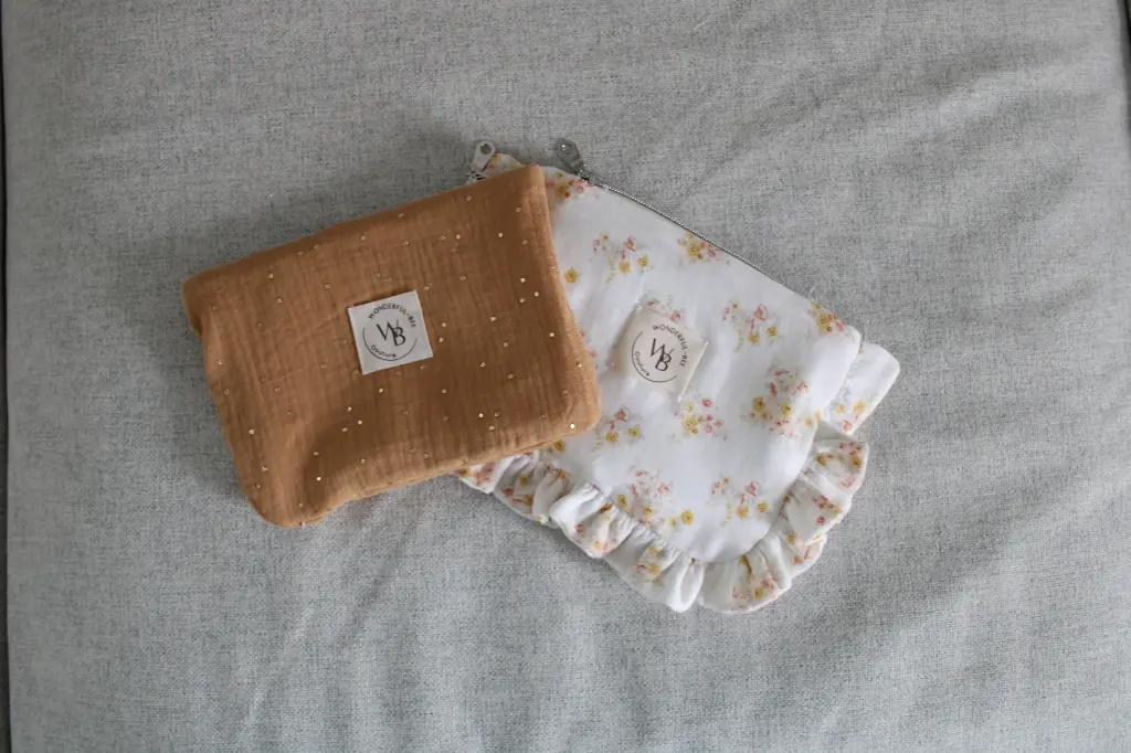 Petite pochette (double gaze rose clair, Sans, Pas de broderie)